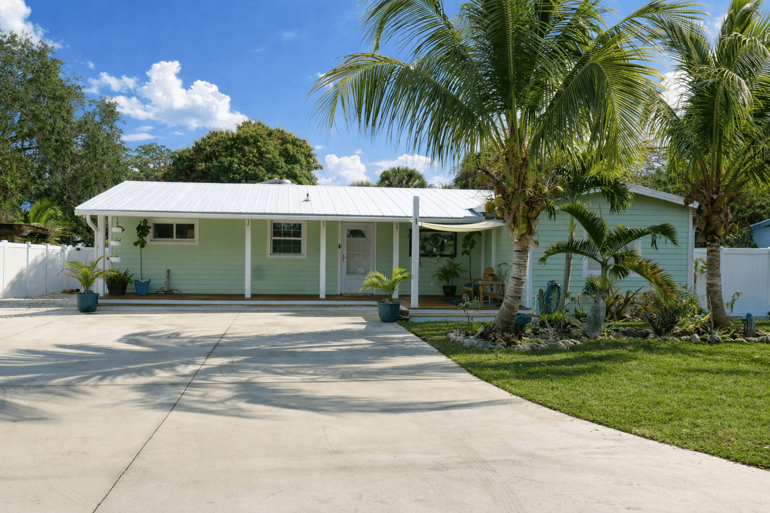 Indian River Lagoon Hideaway - Photo 1